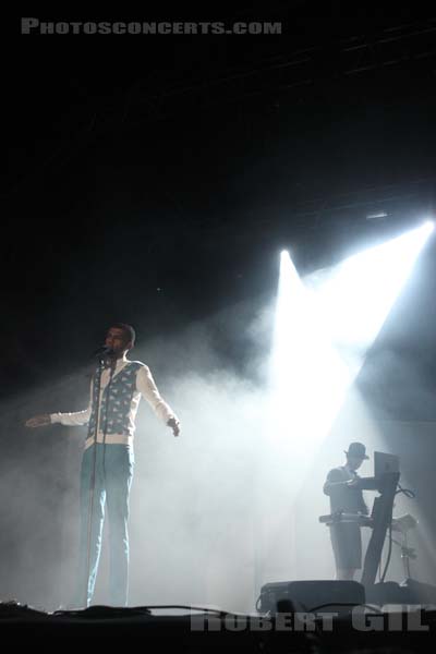 STROMAE - 2011-07-01 - BELFORT - Presqu'ile du Malsaucy - 